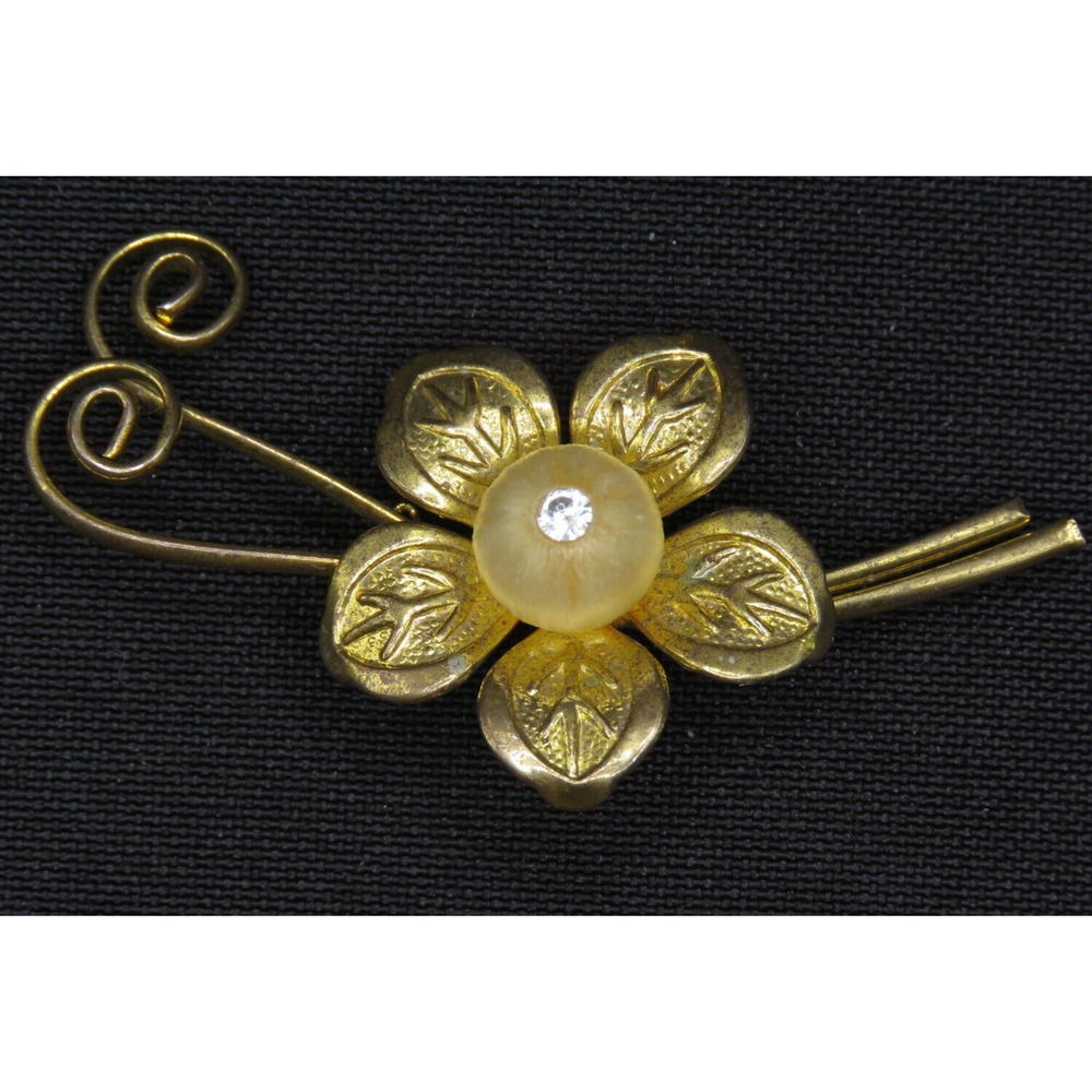 Vintage Brooch Flower Pin Gold Tone With Bead and Rhinestone in Gift Box